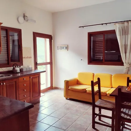Casas Blancas -suites 2y3- R E L A X *